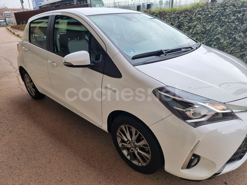 TOYOTA Yaris 1.5 100H Active 5p.