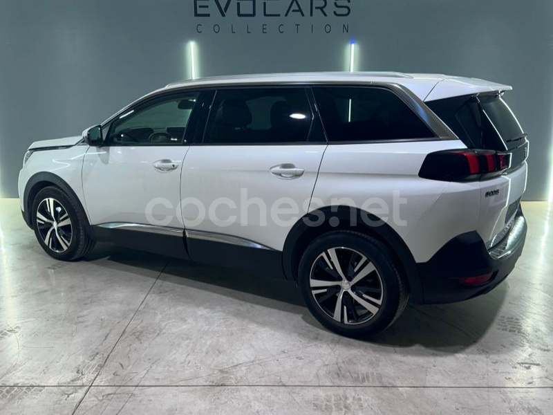 PEUGEOT 5008 Allure 1.5L BlueHDi 96kW 130CV SS 5p.