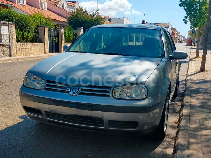 VOLKSWAGEN Golf 1.4 Conceptline 75CV 5p.