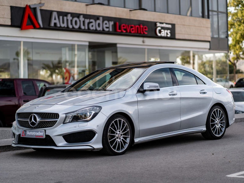 MERCEDES-BENZ Clase CLA CLA 200 d AMG Line 4p.