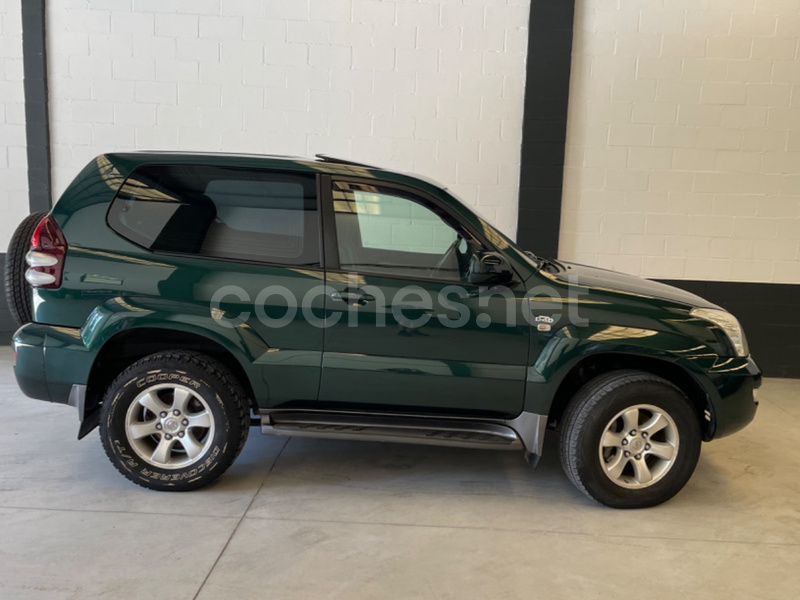 TOYOTA Land Cruiser 3.0 D4D VX