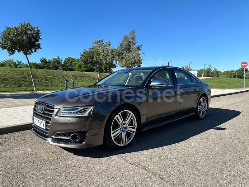 AUDI S8 4.0 TFSI quattro tiptronic