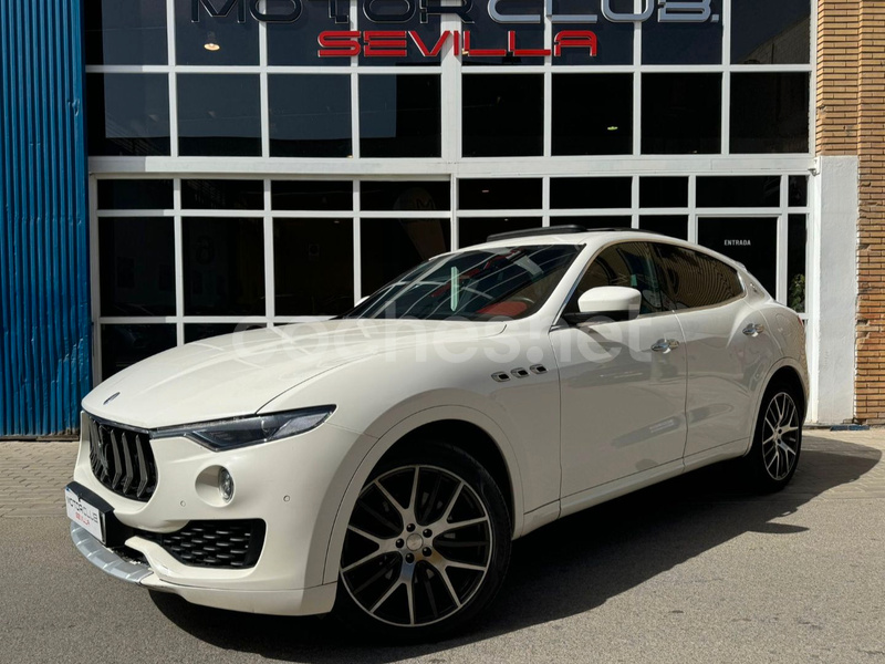 MASERATI Levante V6 275 HP D AWD 5p.