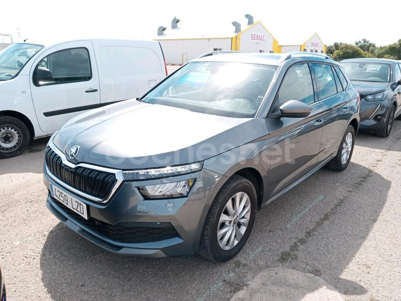 SKODA Kamiq 1.0 TSI 81kW 110CV Emotion 5p.