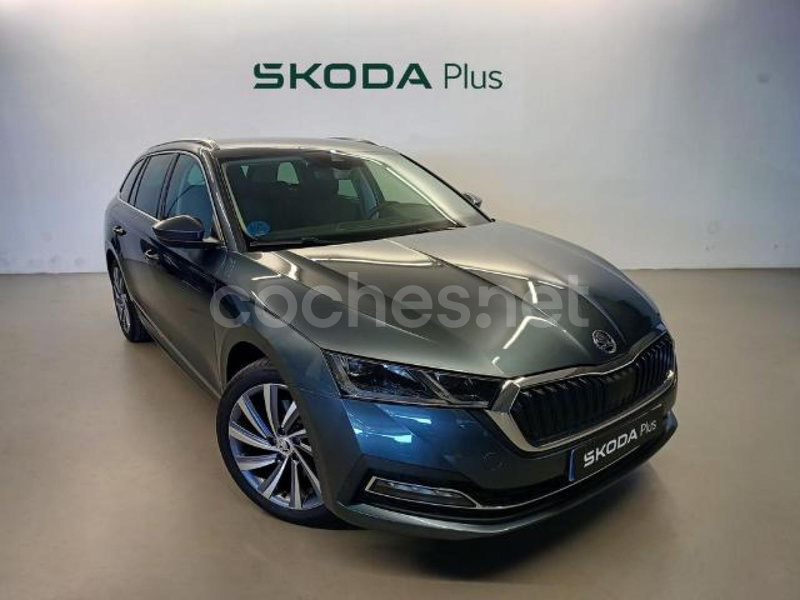 SKODA Octavia Combi 1.4 TSI 150kW204CVDSG PHEV Style 5p.