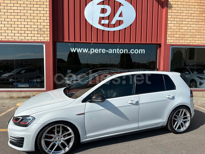 VOLKSWAGEN Golf GTI 2.0 TSI DSG