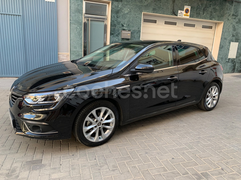 RENAULT Mégane Zen TCe 103 kW 140CV EDC GPF 5p.