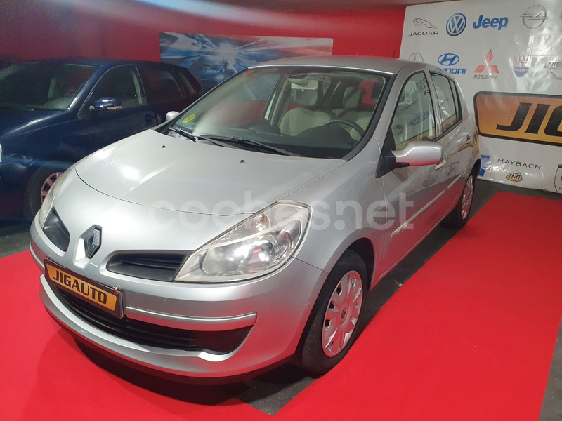 RENAULT Clio Authentique 1.5DCI85 eco2