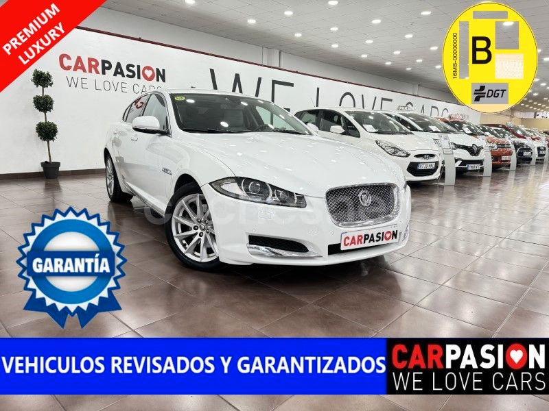 JAGUAR XF 2.2 Diesel Premium Luxury 4p.