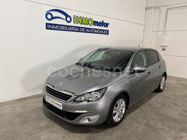 PEUGEOT 308 Style 1.2 PureTech EAT6