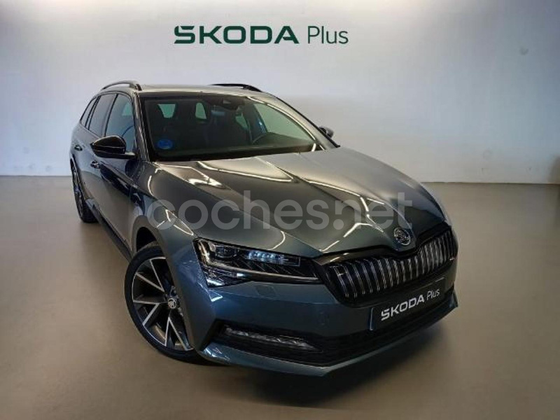 SKODA Superb Combi Sportline 1.4 TSI iV PHEV DSG 5p.