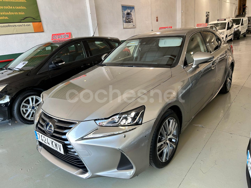 LEXUS IS 2.5 300h Executive 4p.