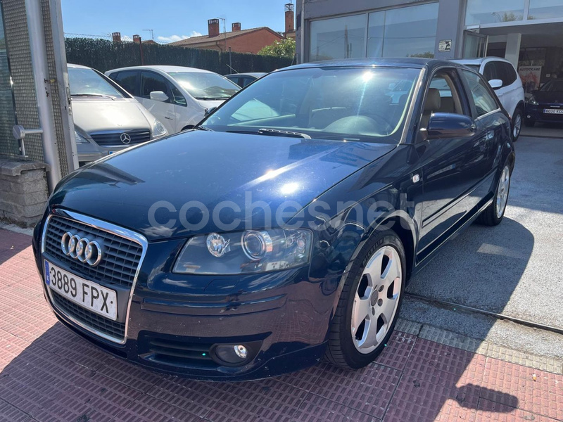 AUDI A3 2.0 TDI S tronic DPF Ambiente 3p.