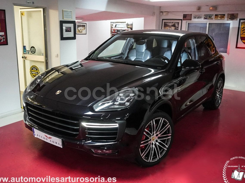 PORSCHE Cayenne Turbo 5p.