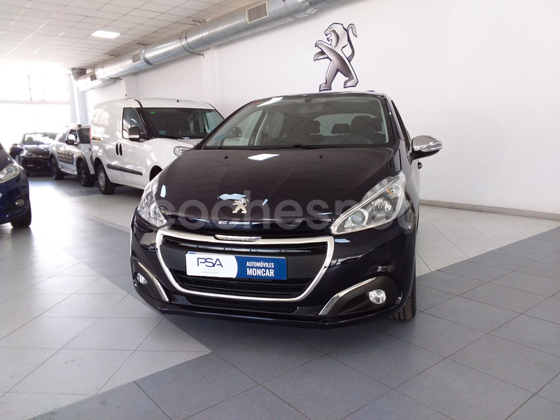 PEUGEOT 208 5P STYLE 1.2L PureTech 60KW 82CV 5p.