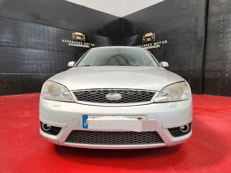 FORD Mondeo 3.0i V6 ST 220 4p.