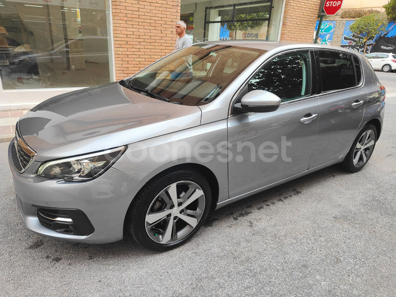 PEUGEOT 308 5p Allure BlueHDI 130 SS 6 Vel. MAN 5p.