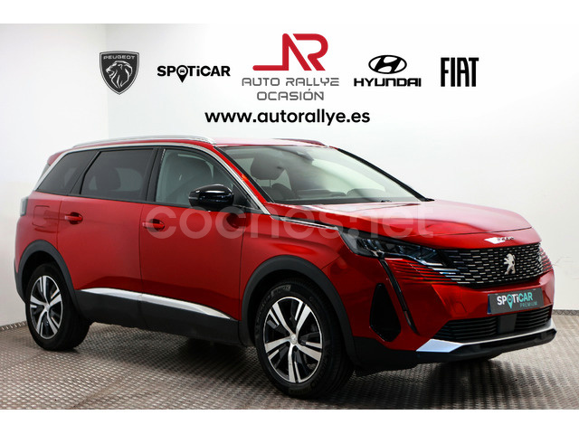 PEUGEOT 5008 1.2 PureTech SS Allure