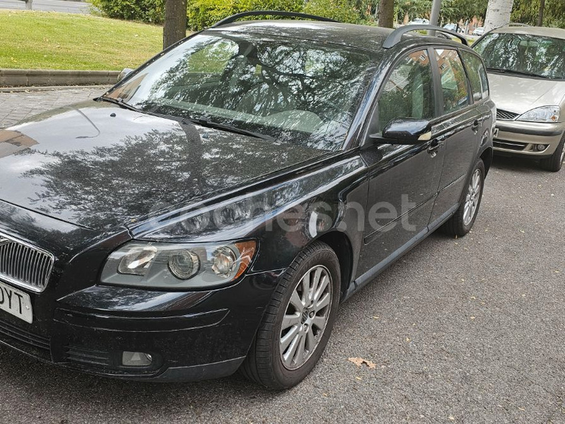 VOLVO V50 2.0D Momentum 5p.