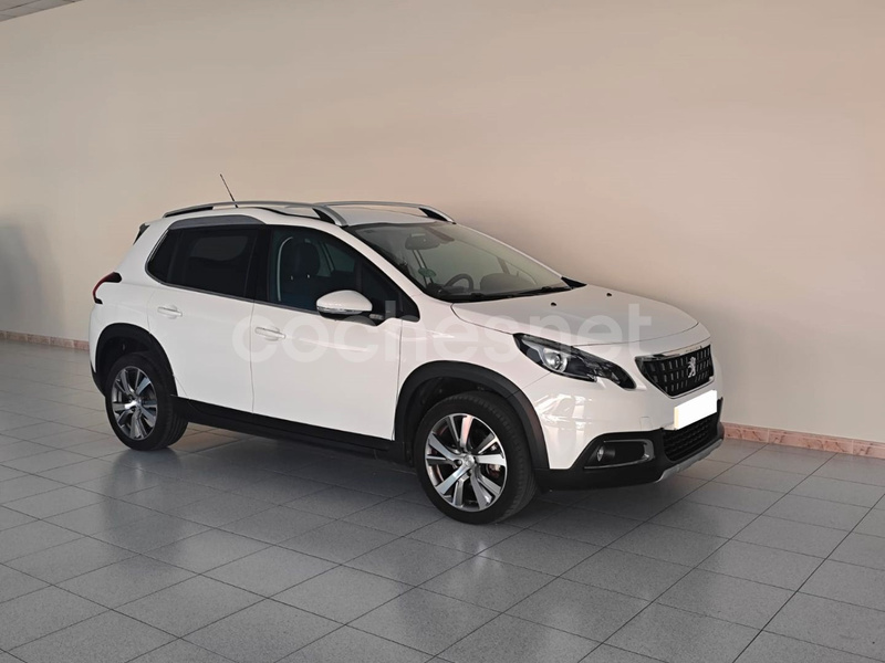 PEUGEOT 2008 Allure 1.2 PureTech