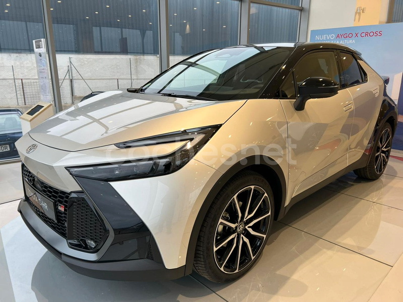 TOYOTA C-HR 2.0 220PH Premiere Edition GR Sport