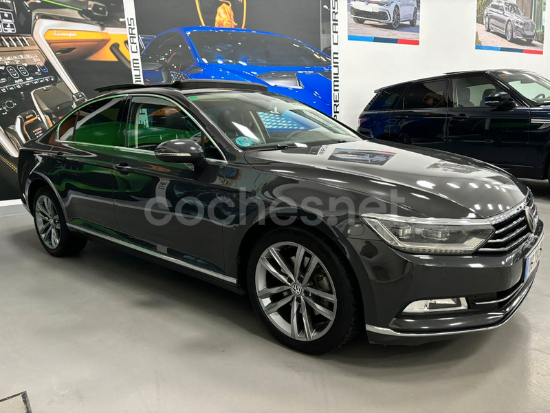 VOLKSWAGEN Passat Sport 2.0 TDI 150CV BMT DSG 4p.