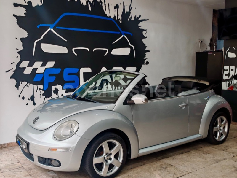 VOLKSWAGEN New Beetle 1.9 TDI 105cv Cabriolet 2p.