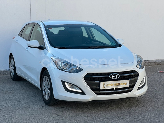 HYUNDAI i30 1.4 MPI BlueDrive Essence 5p.