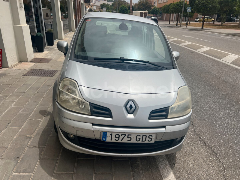 RENAULT Grand Modus Dynamique 2010 dCi 90 eco2 E5 5p.