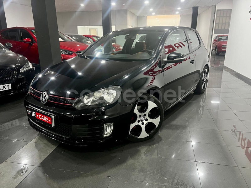 VOLKSWAGEN Golf VI 2.0 TSI GTI