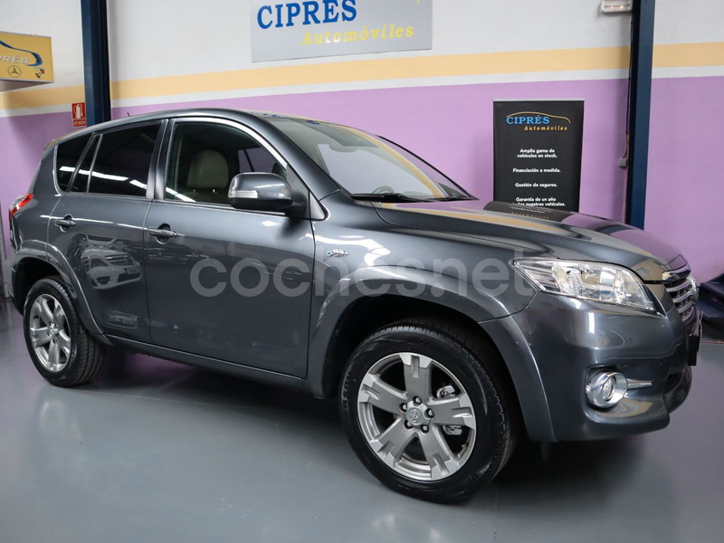 TOYOTA Rav4 2.2 D4D Executive Cross Sp.4x4 5p.