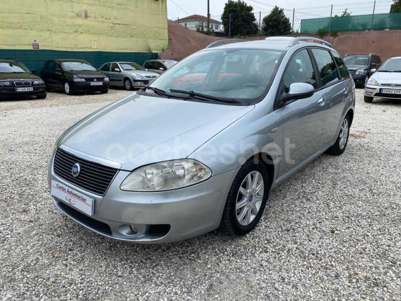 FIAT Croma 1.9 16v Multijet Emotion