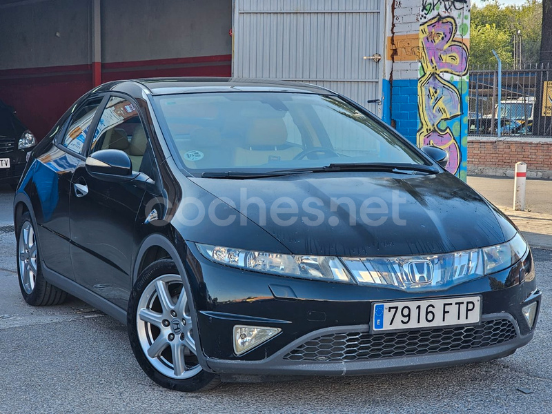 HONDA Civic 2.2 iCTDi Executive Piel 5p.