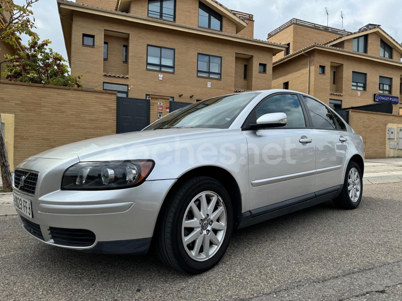 VOLVO S40 2.0D Momentum