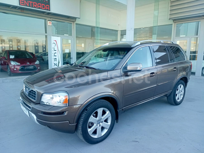 VOLVO XC90 2.4 D4 Kinetic Auto 5p.