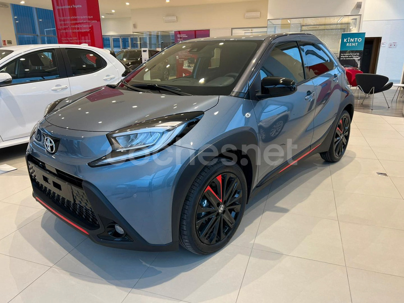 TOYOTA Aygo X Cross 1.0 VVTI Undercover CVT