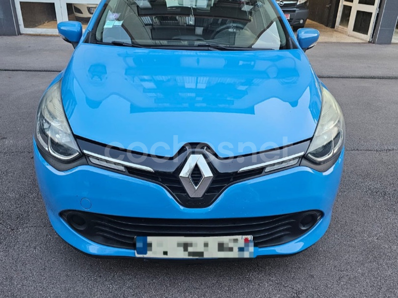 RENAULT Clio Sport Tourer Authentique 1.2 16v 75