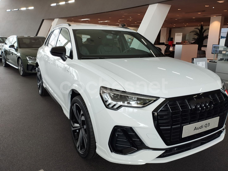 AUDI Q3 Black line 35 TDI S tronic