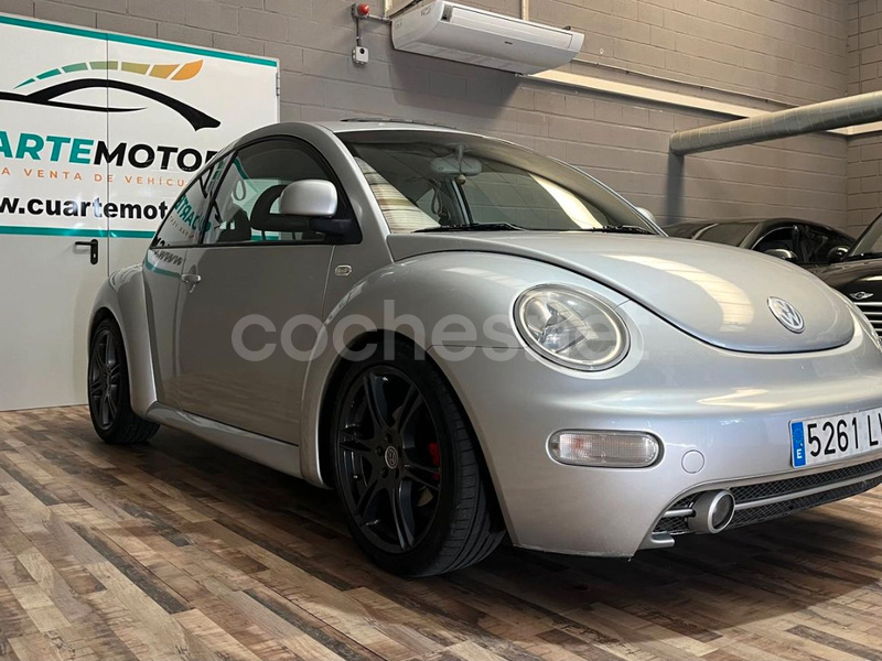 VOLKSWAGEN New Beetle 2.0 AUTO 3p.