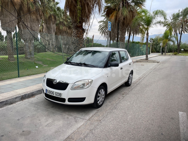SKODA Fabia 1.2 Spirit