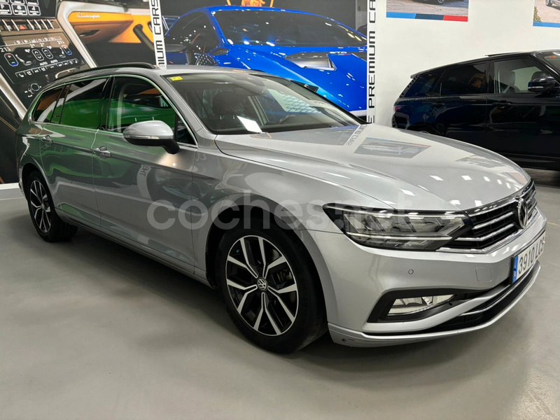 VOLKSWAGEN Passat Variant Executive 2.0 TDI 110kW DSG 5p.