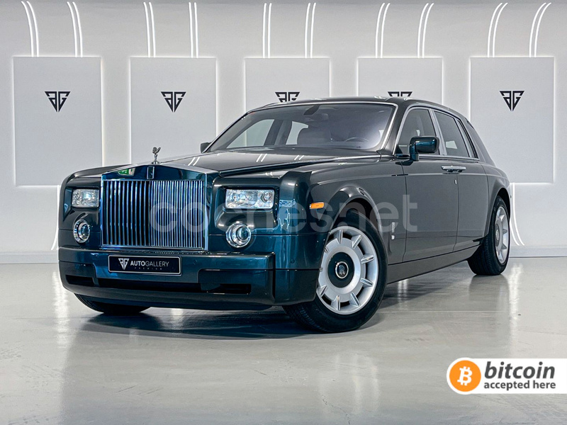 ROLLS-ROYCE Phantom -