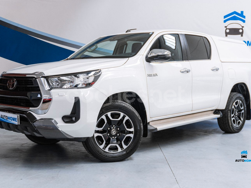 TOYOTA Hilux 2.8 D4D 150kW C. Doble Invincible AT 4p.