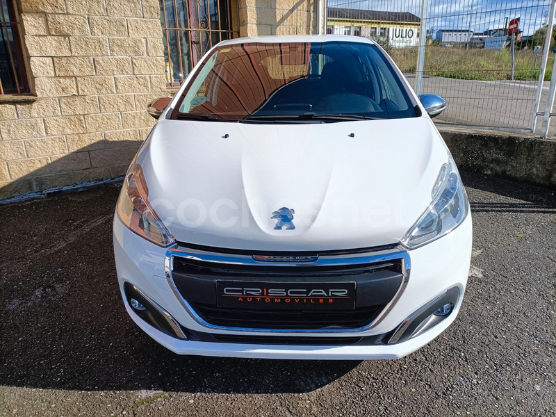 PEUGEOT 208 STYLE 1.6 BlueHDi