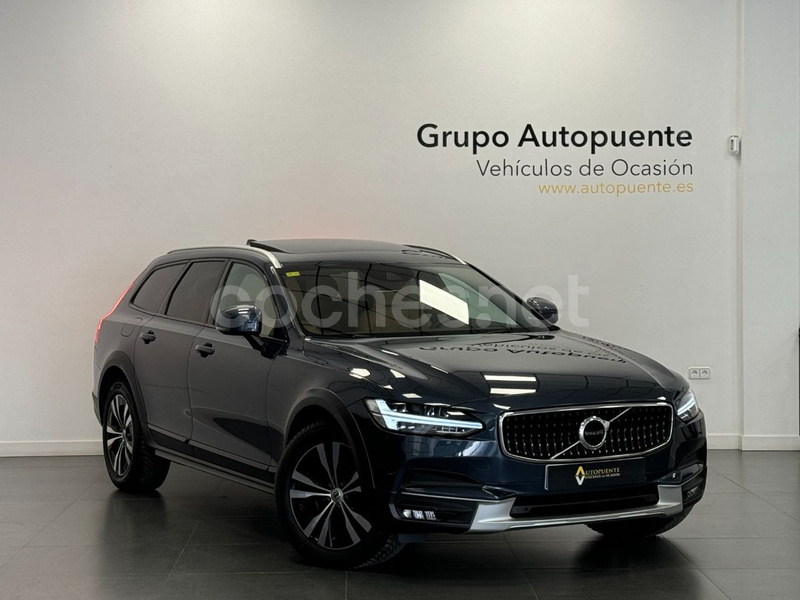 VOLVO V90 Cross Country 2.0 D4 AWD Auto 5p.