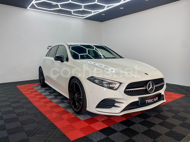 MERCEDES-BENZ Clase A Sedan A 220 4MATIC 4p.