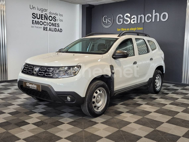 DACIA Duster Essent. 1.6 84kW114CV 4X2 GLP