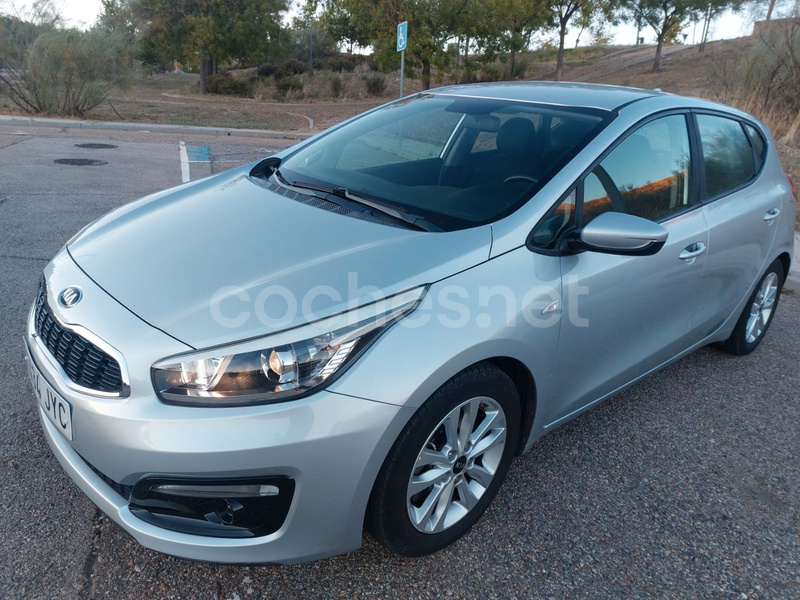 KIA cee'd 1.4 CRDi WGT Concept Plus