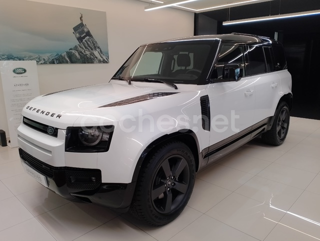 LAND-ROVER Defender 3.0D I6 250 XDyn SE 110 AT 4WD MHEV