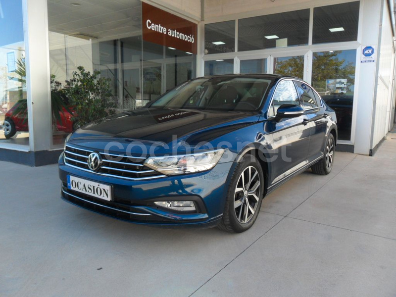 VOLKSWAGEN Passat Executive 2.0 TDI 110kW 150CV DSG 4p.